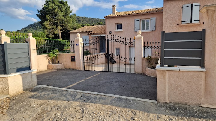 Maison & Jardin En Provence (Pas De Piscine) - Bollène