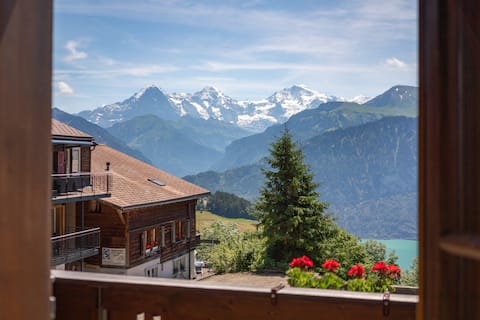 Sungalow | Panoramic Vintage-Chic Chalet