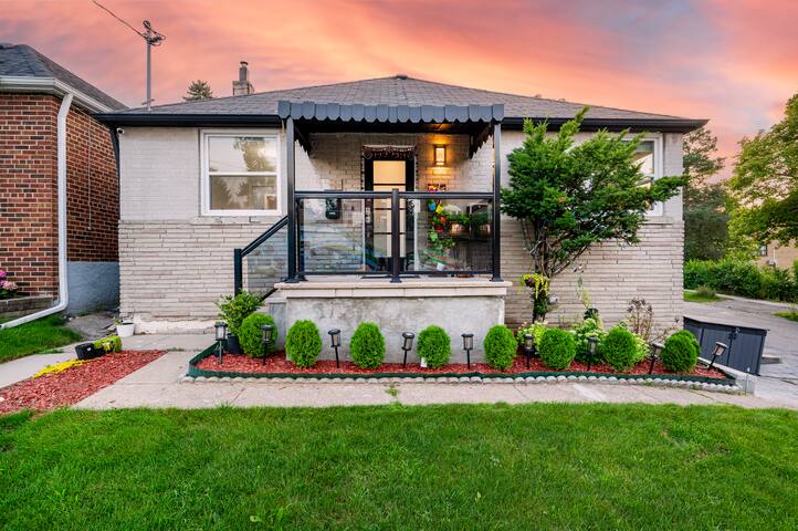 Luxe Family Oasis | Hot Tub & Playground | Near DT gallery image 2