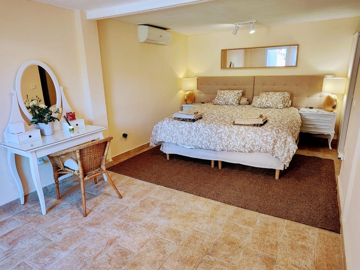 Villa Buenavista Malaga, Calle Guillermo Tell 16, Malaga