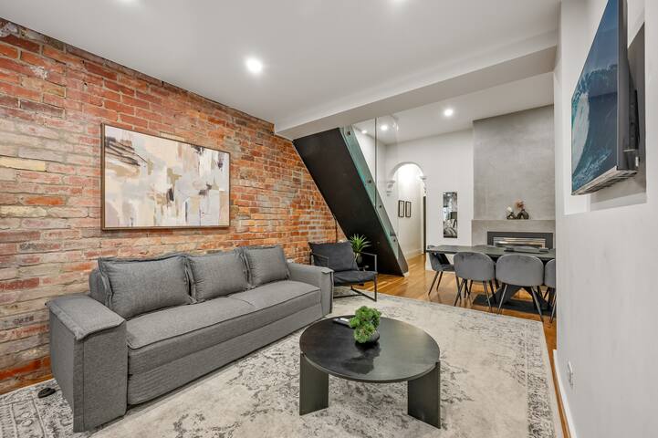 Unbeatable Location Famous Chapel St Family Home gallery image 3