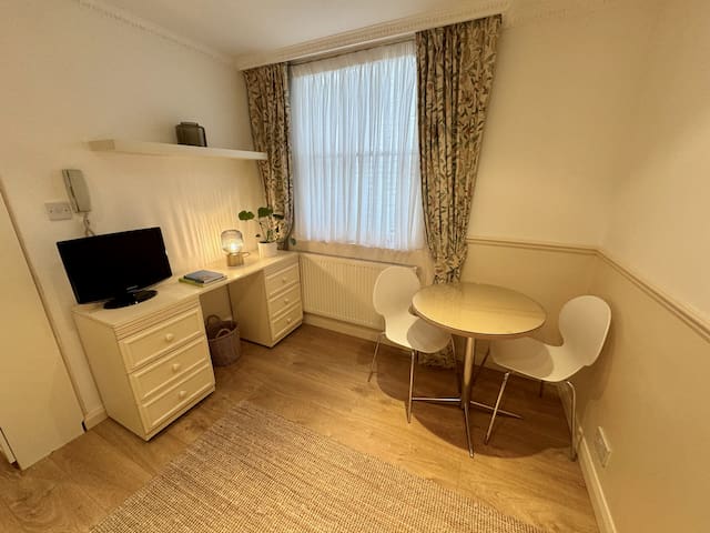 Lero Properties managed Airbnb listing 3