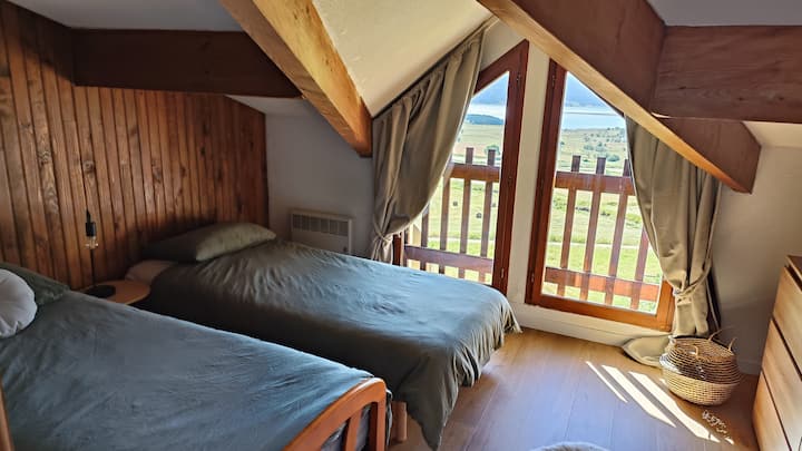 غرفة النوم 2