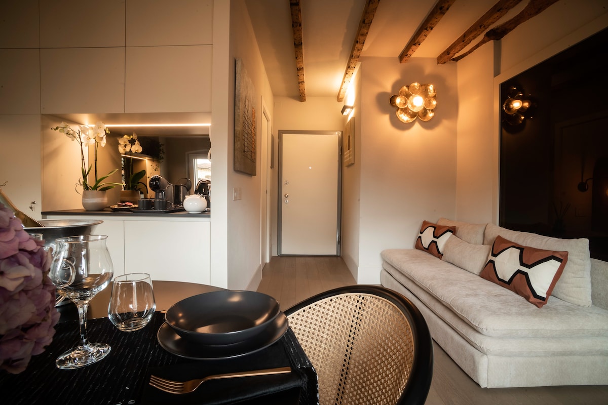 Proprietà Airbnb di successo: The Suite · Historic Centre a Bergamo
