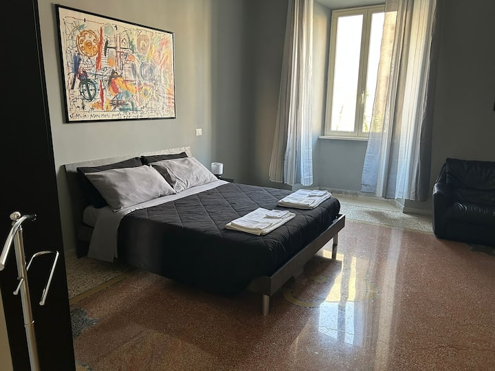 غرفة النوم 1