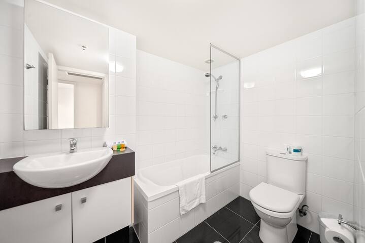 #GardenView 3 BRM Apartment gallery image 4