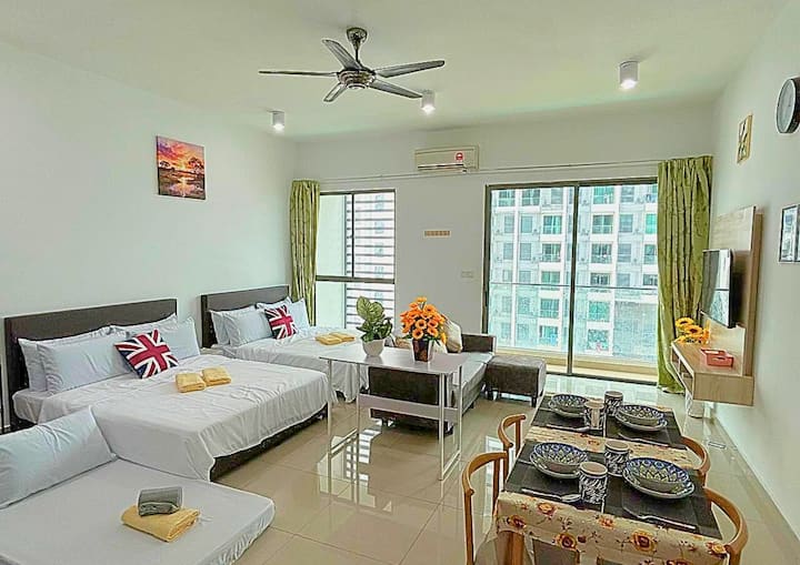 Delight Cybersquare Ensuite With Pool View #Cs4 - Cyberjaya