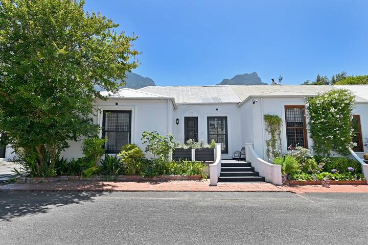 Cosy Newlands Cottage