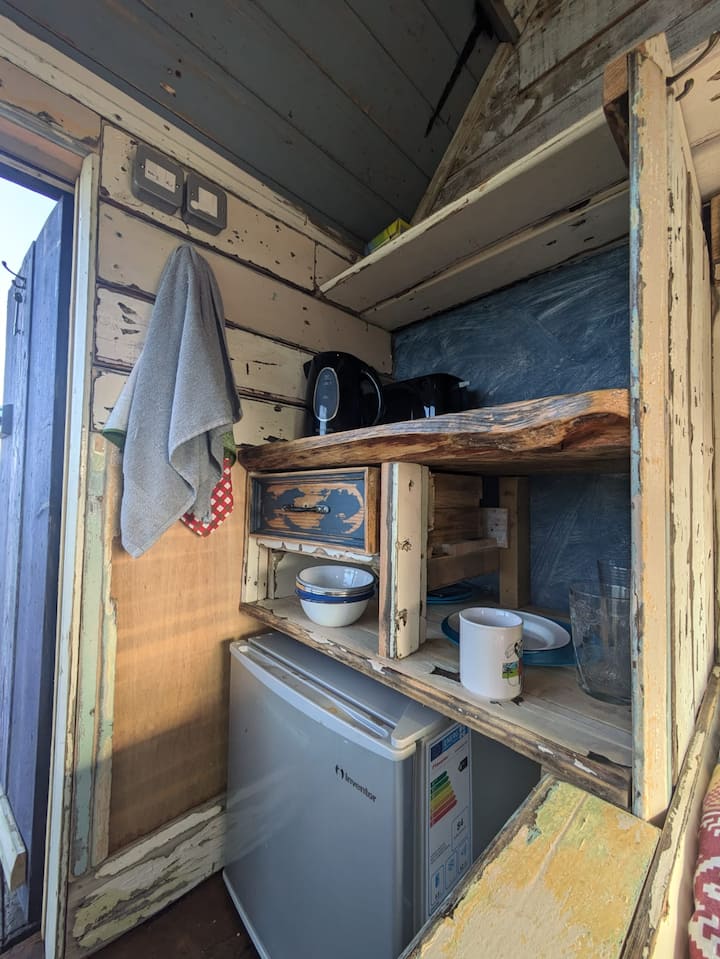 Ty Coeden Bach
(Little Tree House) - Wales