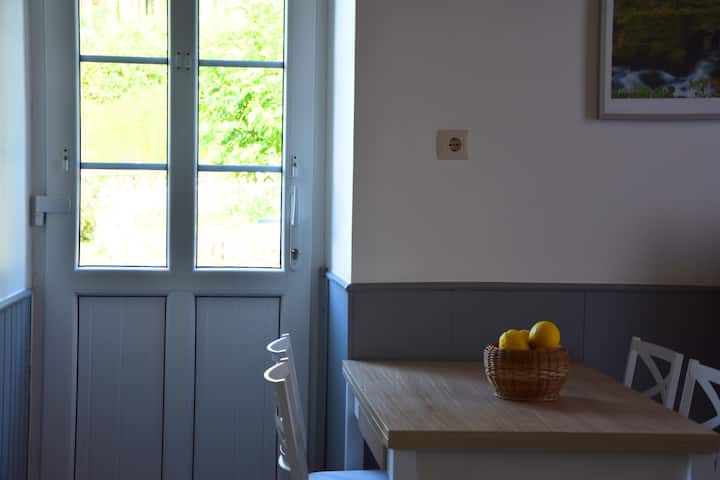 Obývačka s priamym prístupom do záhrady