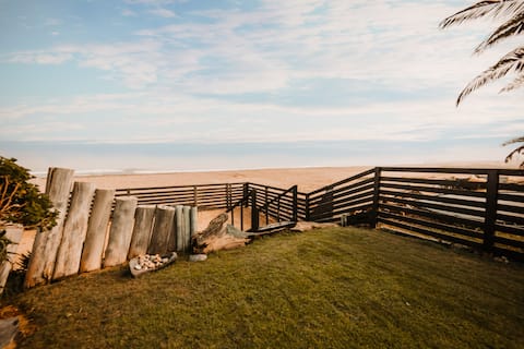 Beachfront | Private Garden | Family | Modern