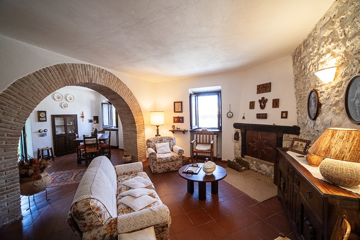 Airbnb performant: Stone Dreams - Villa with garden and view à Abruzzo