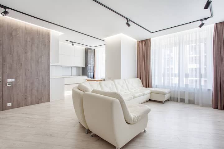 2br Beds | 1 Children's Room | 2 Bathrooms | 150m - Odessa