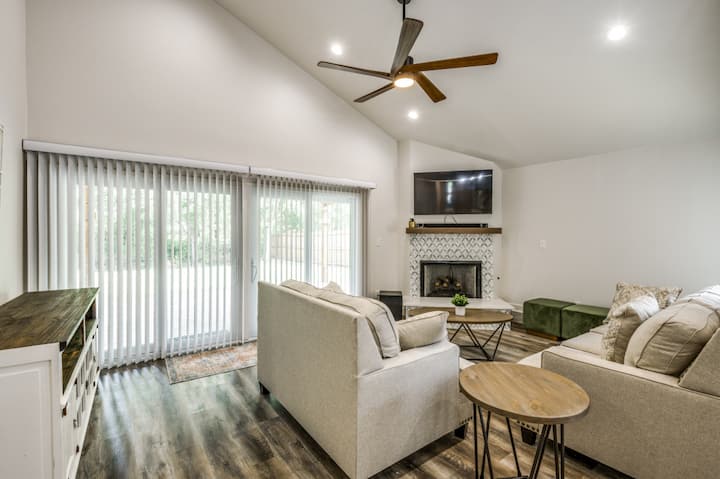 Spacious Home In The Heart Of Frisco - Frisco, TX