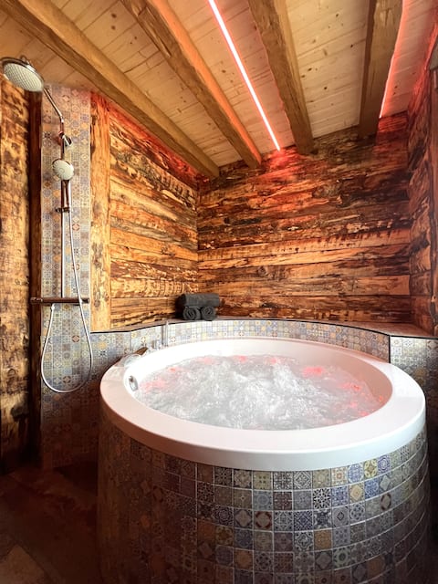 *Elodie*Spa Balnéo & Sauna* RER A*Near Paris*