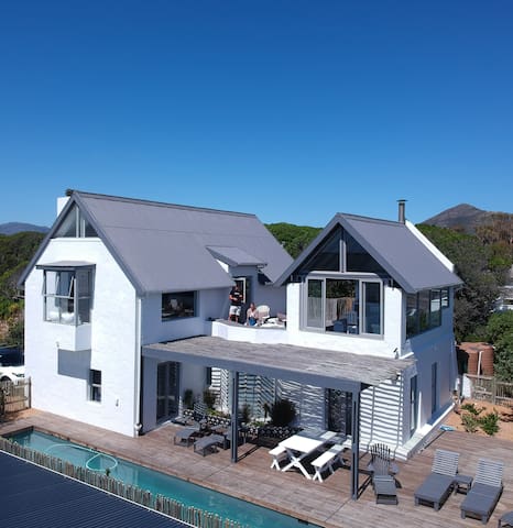Coastal Charm Villa Kommetjie
