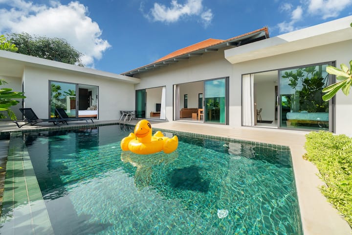 【强烈推荐】【宽敞舒适】Bangtao海滩核心区，靠近laguna度假村。4卧室私人泳池别墅 - Phuket district, Thailand