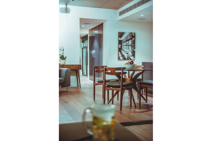 Grand Deck Vast Heritage City Views – Bespoke Home gallery image 4