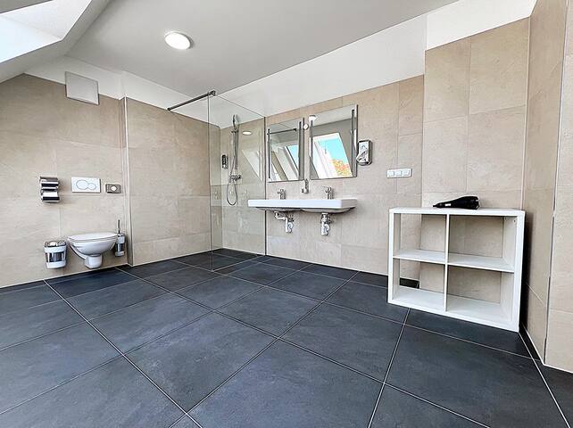 Rooftop Apartment with Aircondition and Terrace gallery image 5