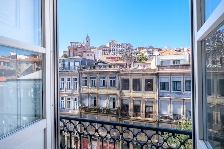 Mouzinho 134 – Historical Center – Blue gallery image 2