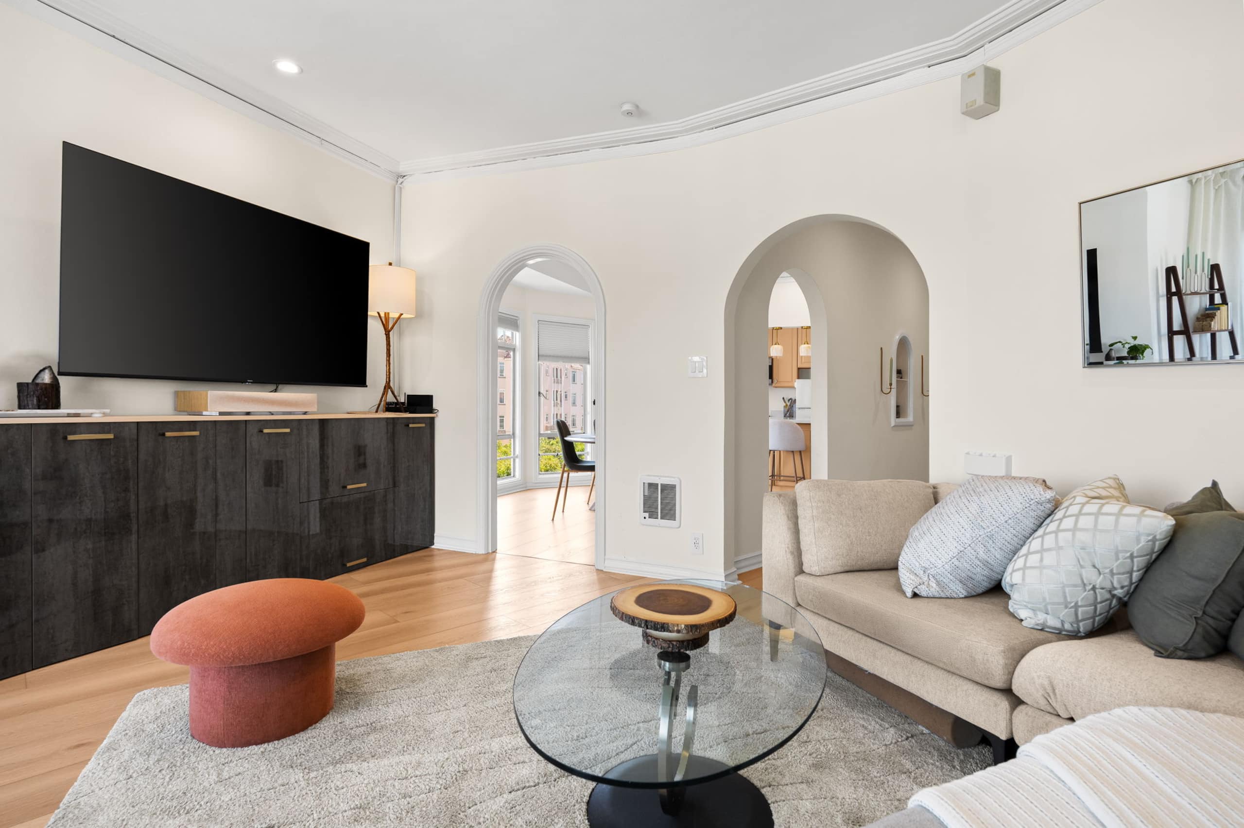 Condo in San Francisco · ★4.76 · 2 bedrooms · 3 beds · 2 baths - Image 5