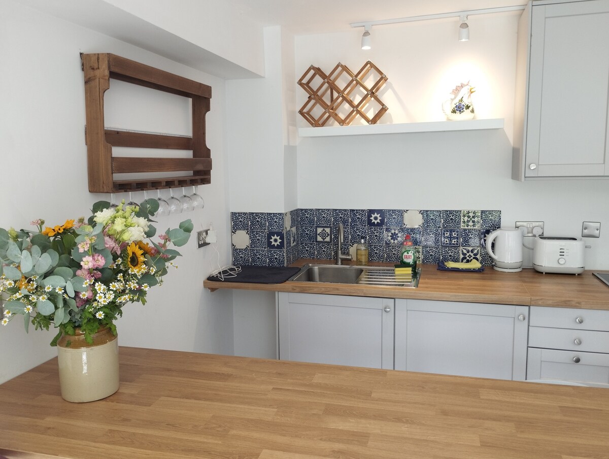 Top Airbnb: Stylish, self-contained, annex in Far Headingley a Horsforth