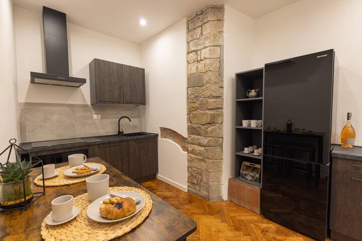 Luxury Glenda’s apartment gallery image 4