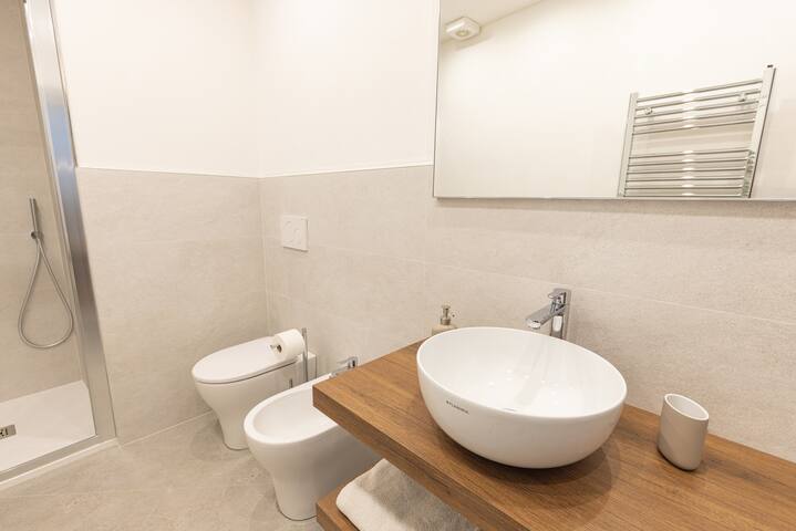 Luxury Glenda’s apartment gallery image 5