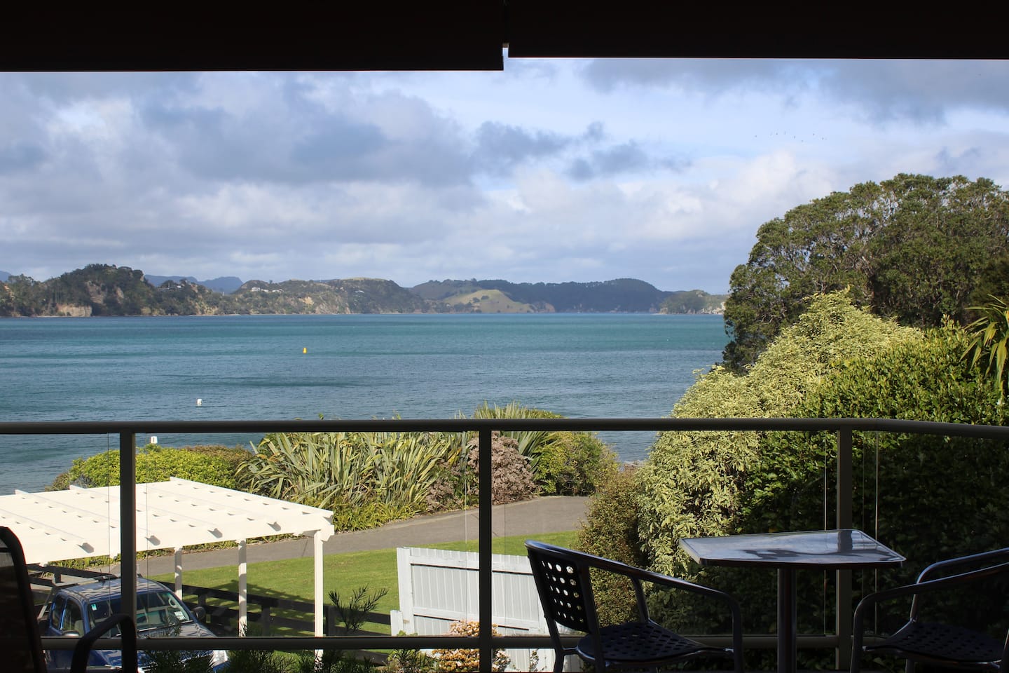 The Green House - Oamaru Bay 4