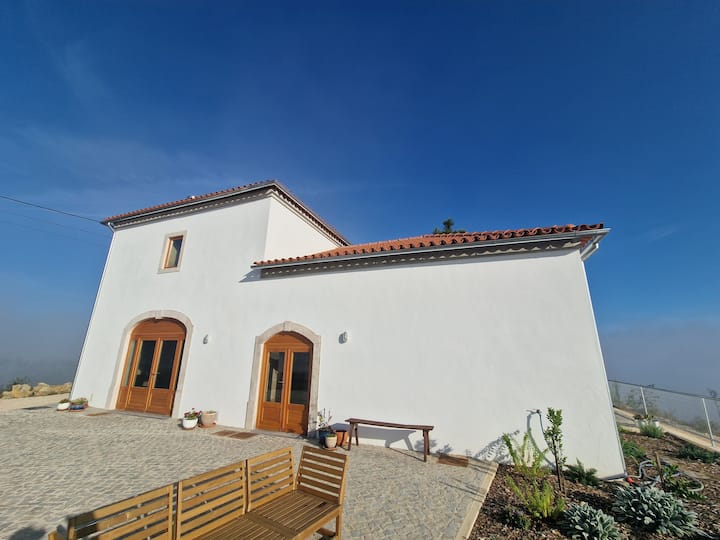Rosária. Cosy Private, Great Views, Cool In Summer - Leiria