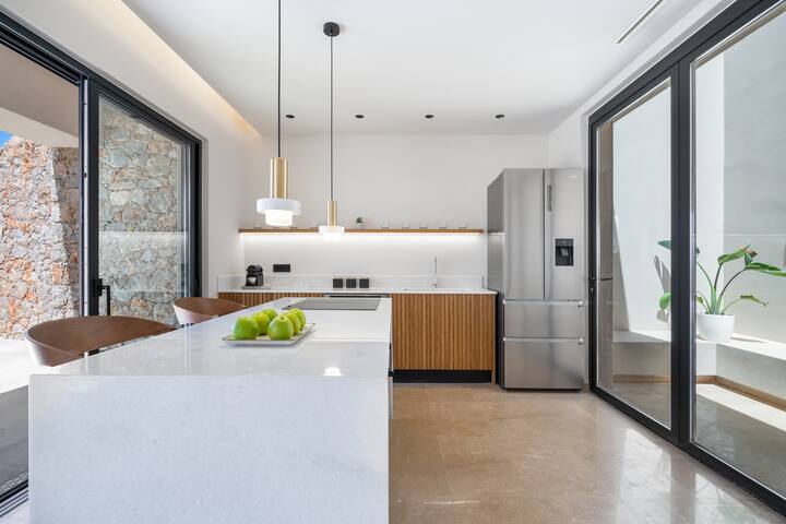 Arion Aesthesis Superior Villa heated pool gallery image 4