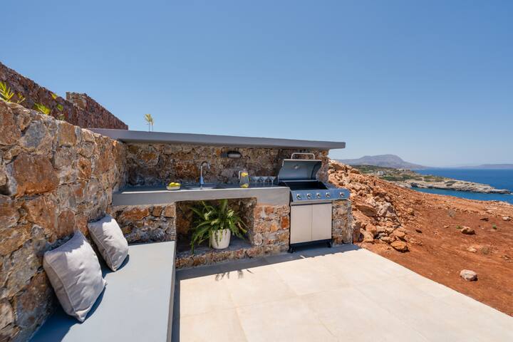 Arion Aesthesis Superior Villa heated pool gallery image 2