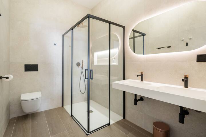 Exclusive Suite City of Arts and Sciences gallery image 3