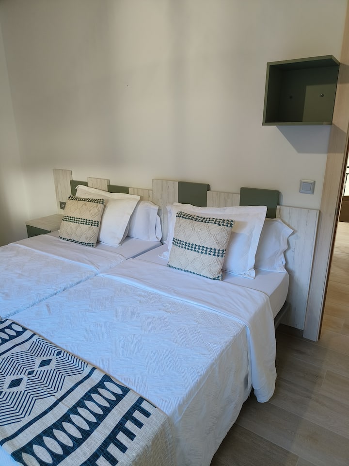 غرفة النوم 2