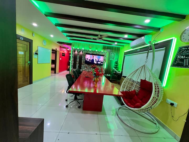 Fully Furnished 3 Bhk Flat - Bhubaneswar