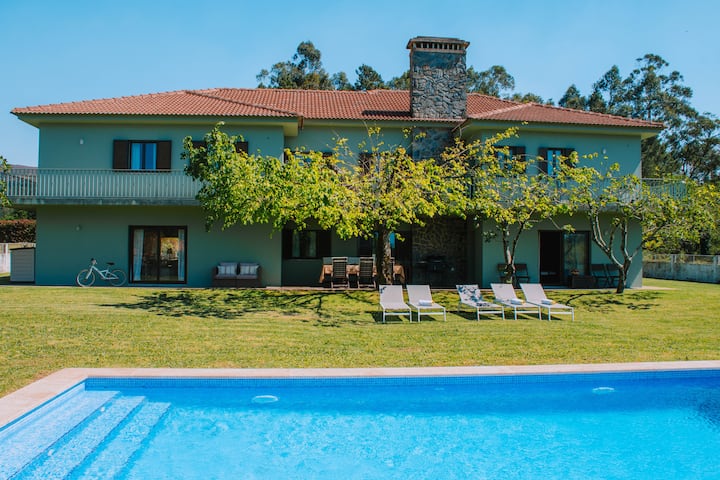 Just Like Home - Casa Cimo de Vila