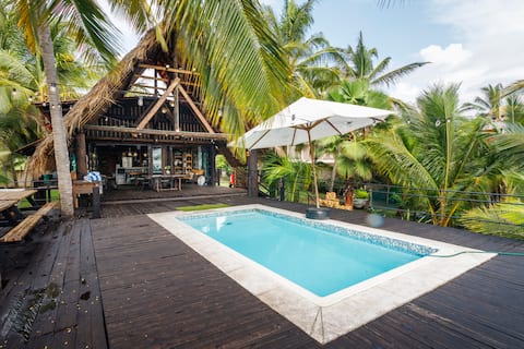 Pica Private Seaview Villa Cabin