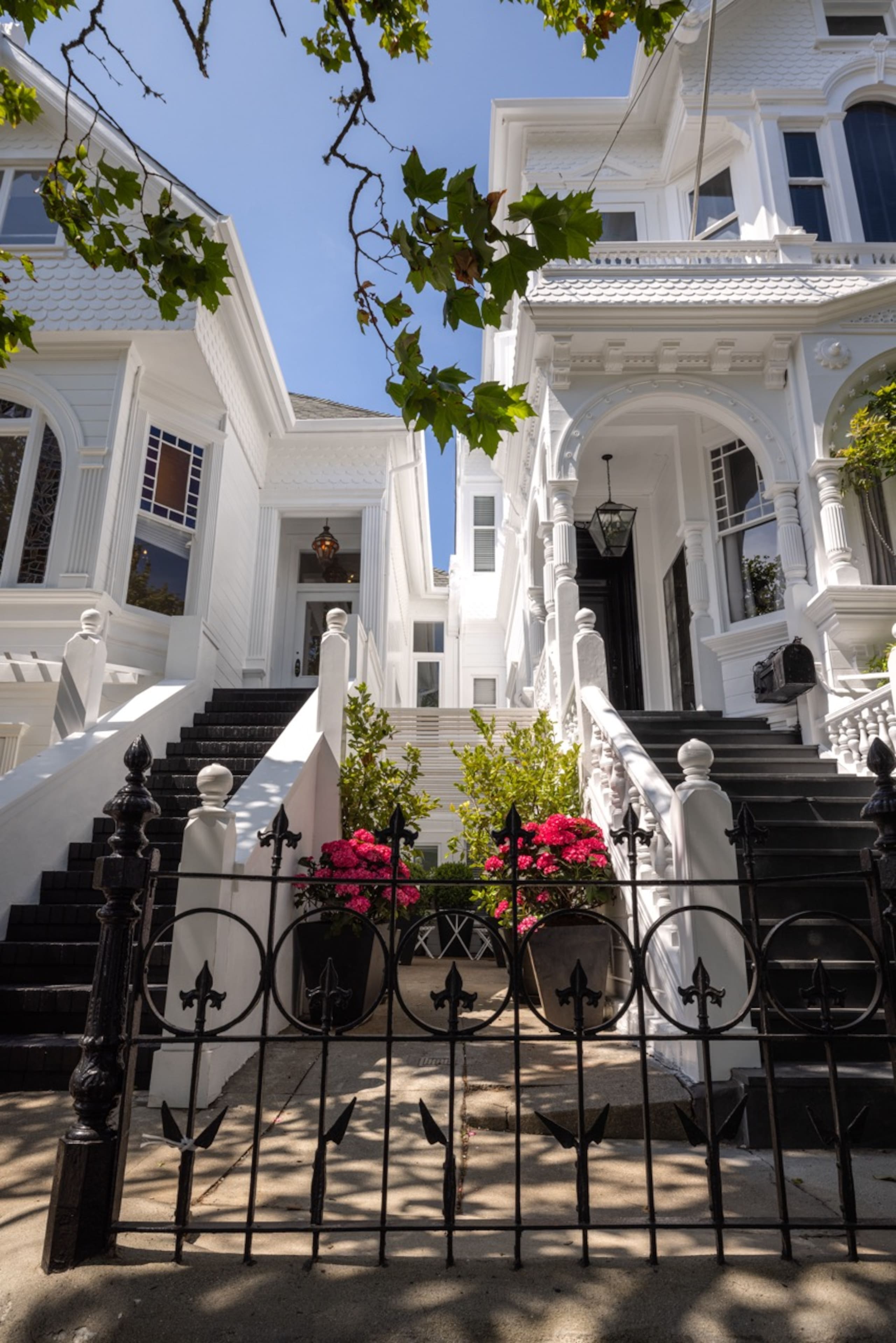 Home in San Francisco · ★4.92 · 2 bedrooms · 2 beds · 2 baths - Image 30