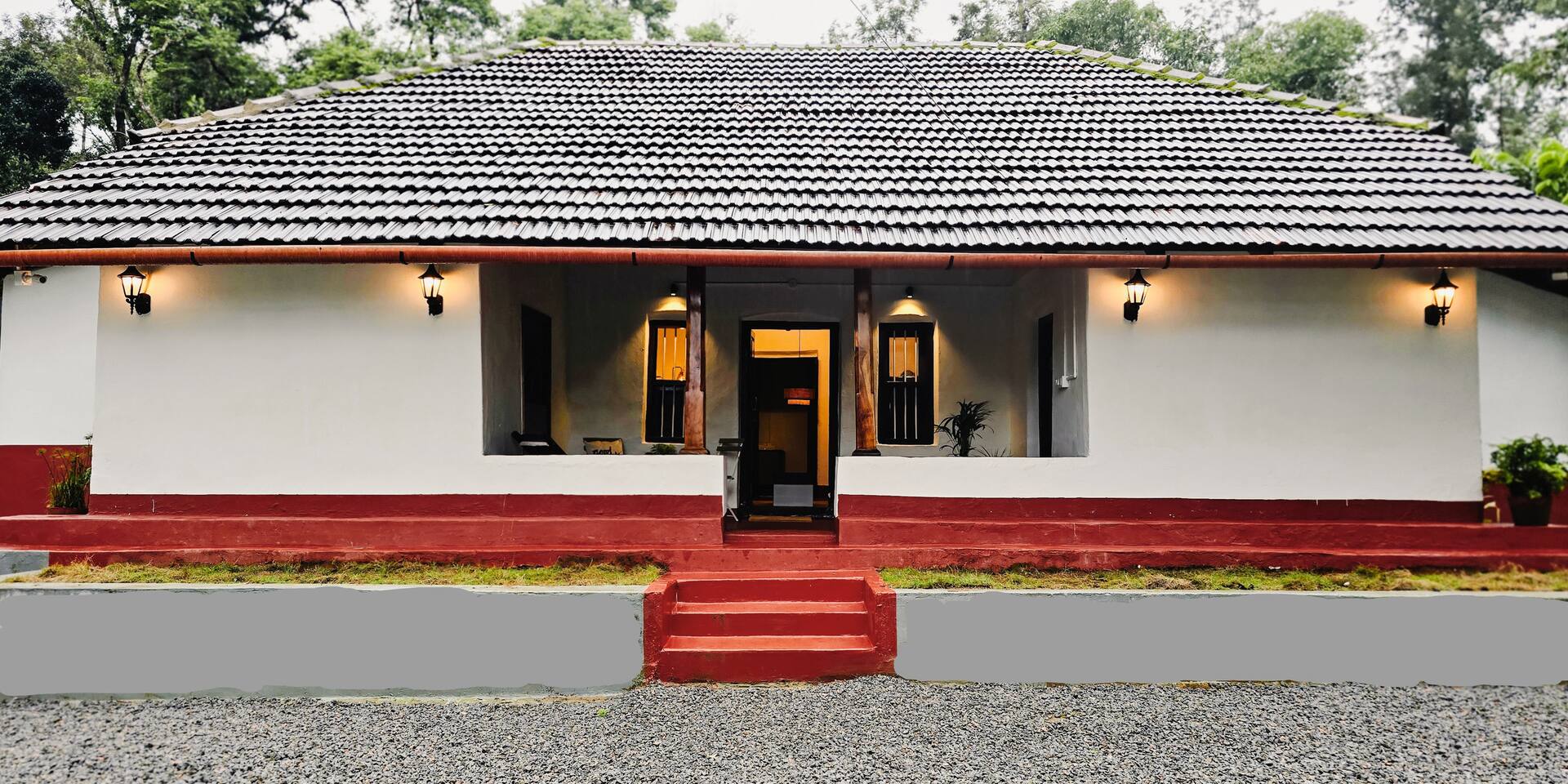 Entire 2BR bungalow