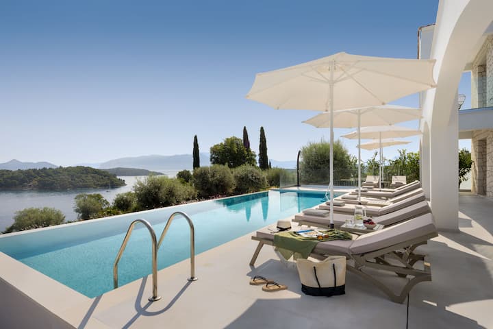 Villa Unique With Private Pool And Sea Views - Lefkada