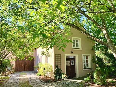 Guesthouse in old carpentry | Lunica