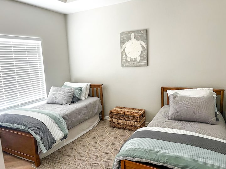 سريران متحركان يسحبان للنوم 4 أشخاص