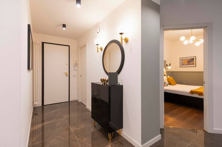 Roomeasy Vatican Apartment gallery image 4