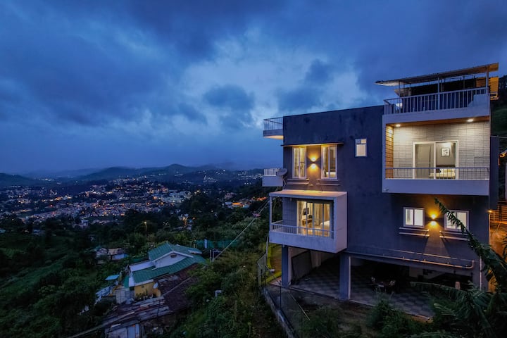Cloud Walk By Xplore Indo | Luxury 5 Br - Coonoor