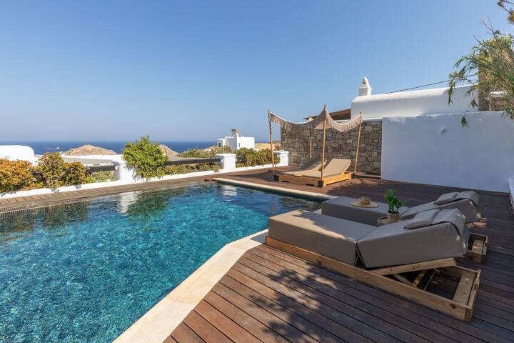 Myconian Platinum Deluxe by Whitelist Mykonos gallery image 2