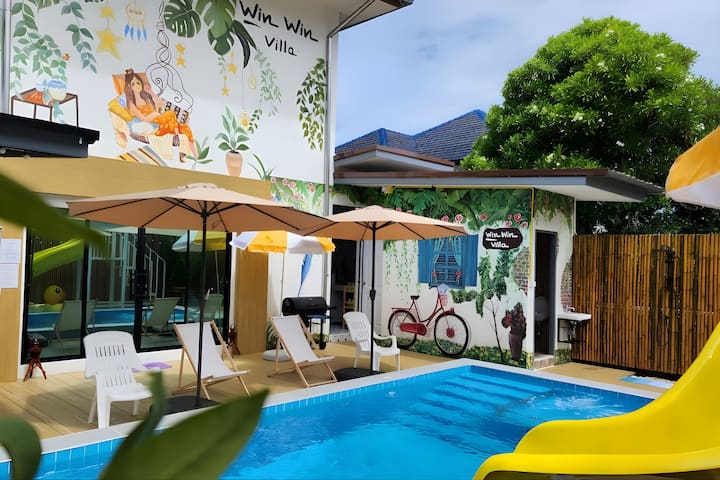 Homey Family W/ Private Bathroom @ Win Win Villa - Sattahip