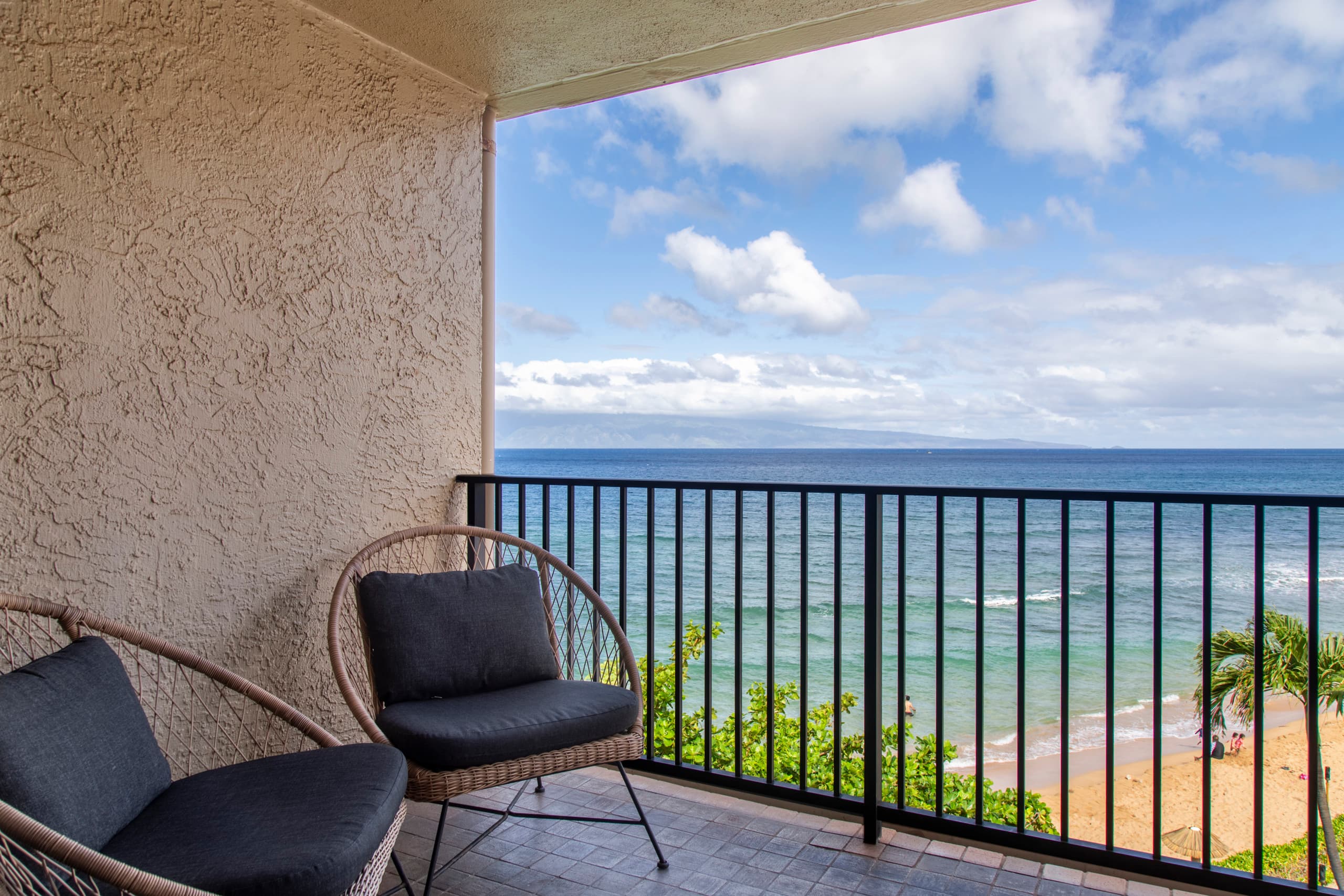 Condo in Lahaina · ★4.81 · 3 bedrooms · 4 beds · 2 private baths - Image 10