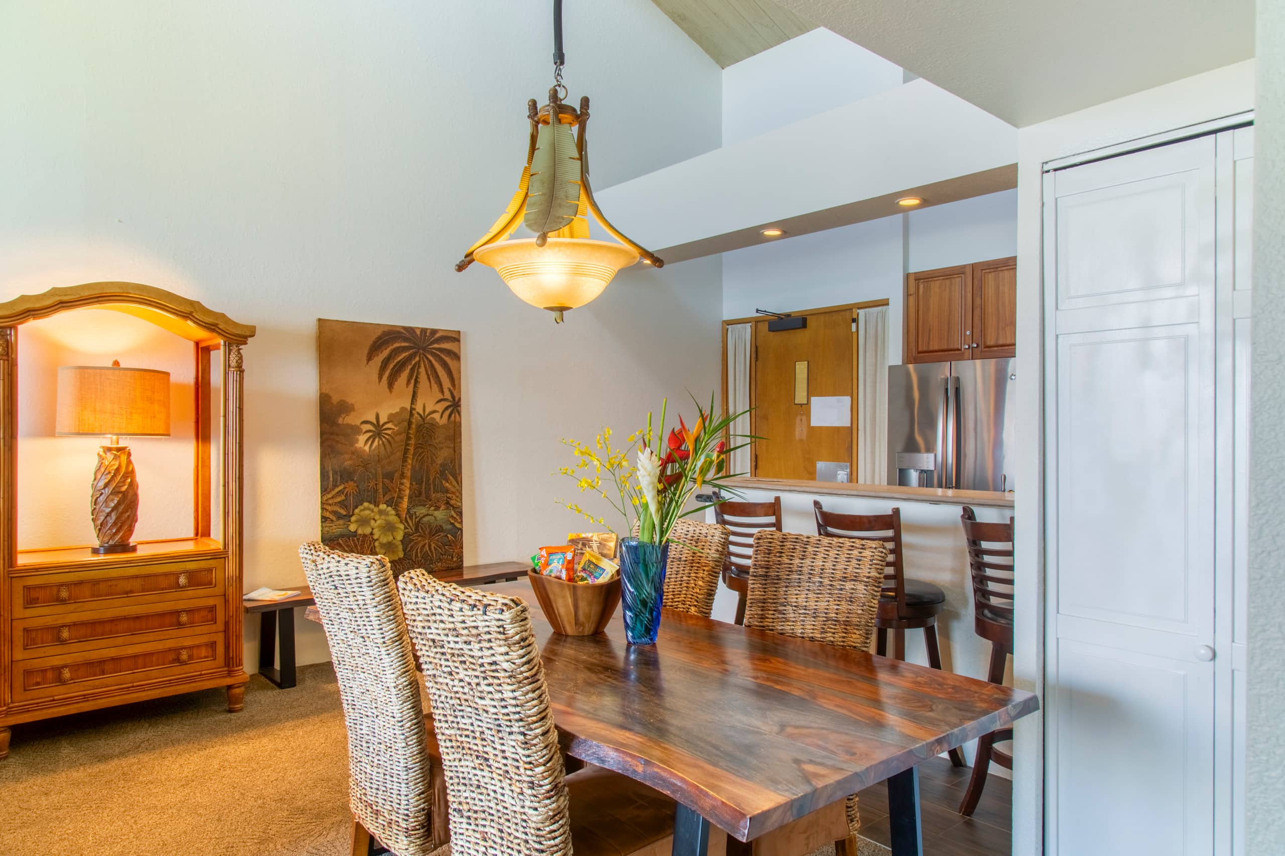 Condo in Lahaina · ★4.81 · 3 bedrooms · 4 beds · 2 private baths - Image 18