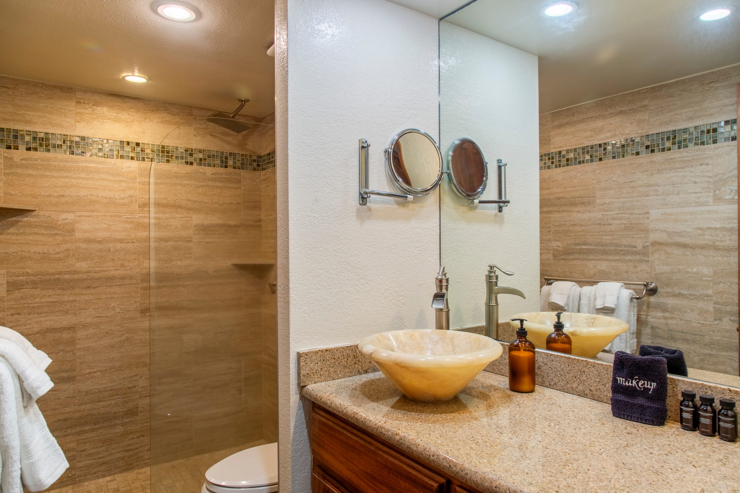 Condo in Lahaina · ★4.81 · 3 bedrooms · 4 beds · 2 private baths - Image 51