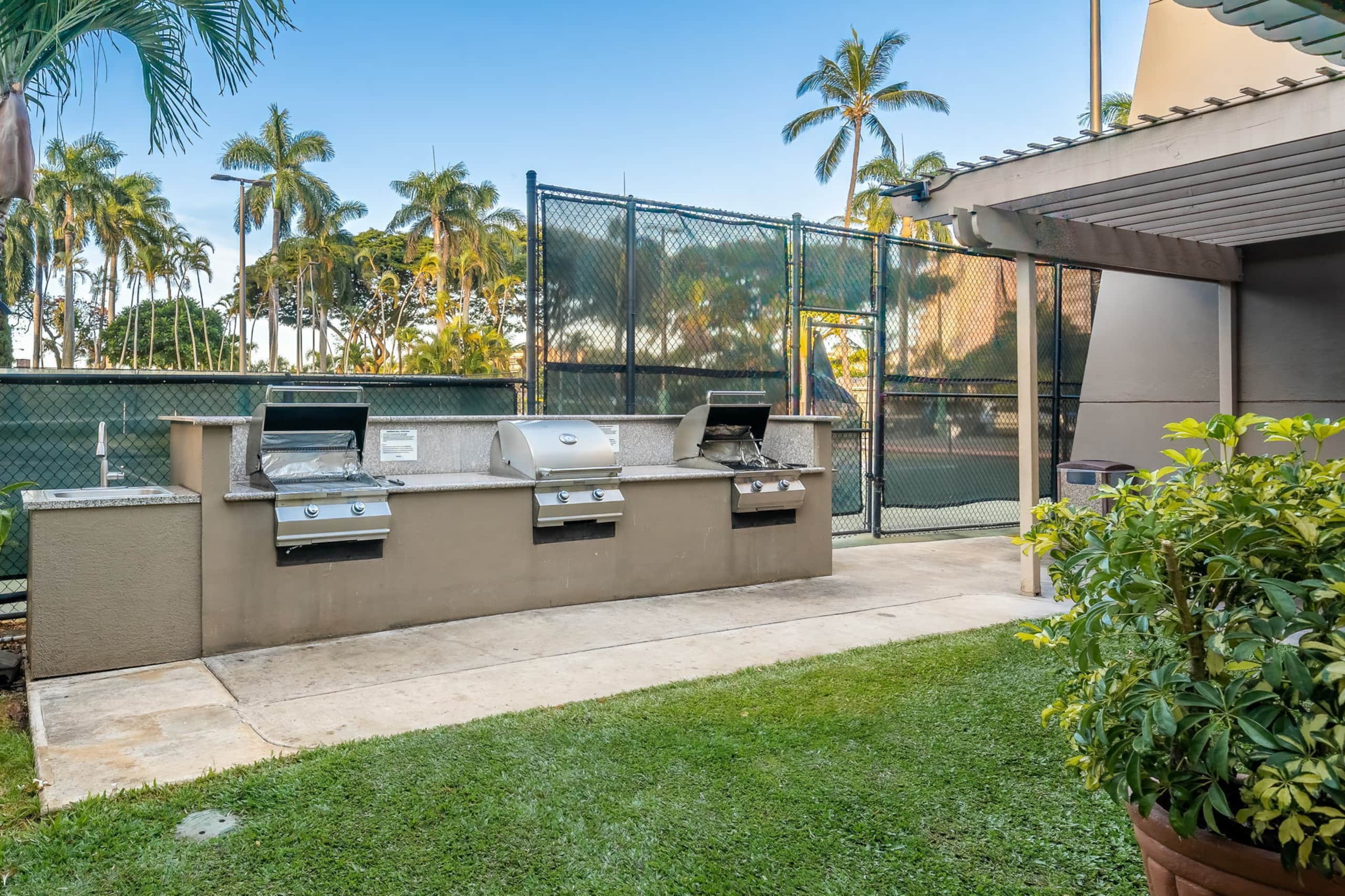 Condo in Lahaina · ★4.81 · 3 bedrooms · 4 beds · 2 private baths - Image 78